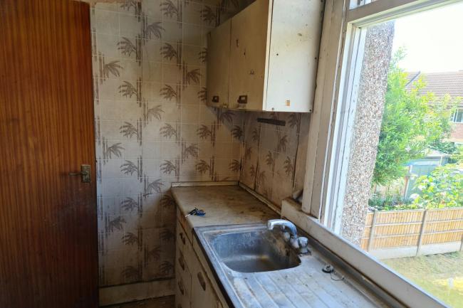 43B Kingsley Road, Walthamstow, London E17 4AU
 6