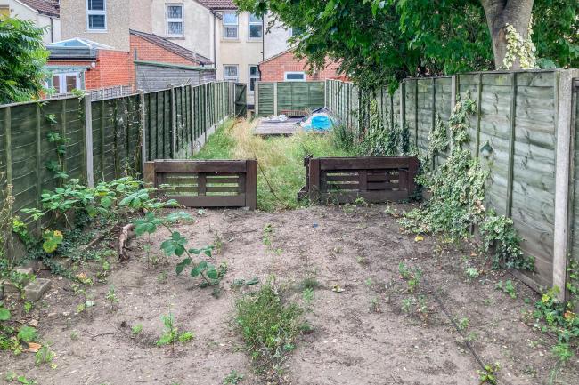 570 Bramford Road, Ipswich, IP1 5BQ 1