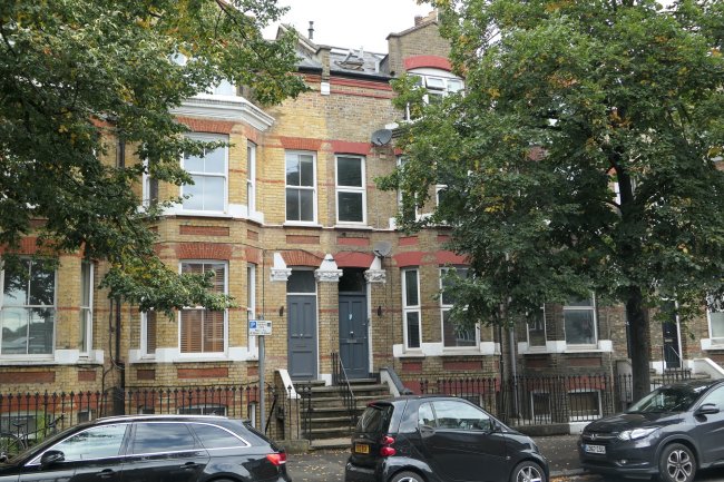 Lower Ground Floor Flat, 158C Southwark Bridge Road, Southwark, London SE1 0DG
 3