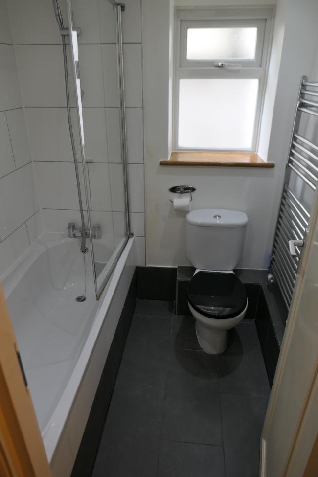 Lower Ground Floor Flat, 158C Southwark Bridge Road, Southwark, London SE1 0DG
 3