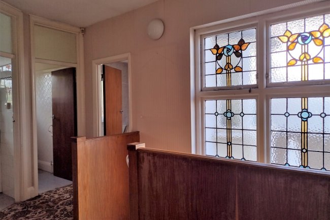 6 Forestdale, Southgate, London N14 7DP 10