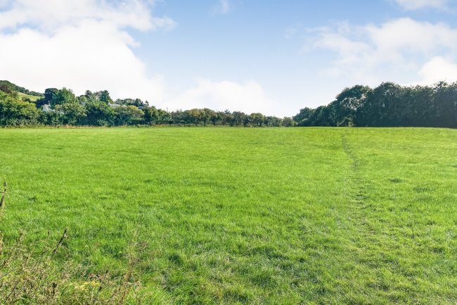 Land to the east of Park House Drive, Heversham, Milnthorpe, Cumbria LA7 7EG 9