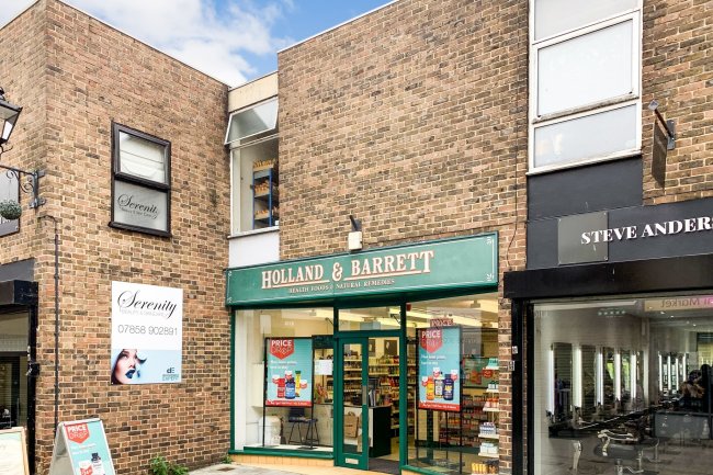 6 Angel Pavement, Royston, Hertfordshire, SG8 9AS 3