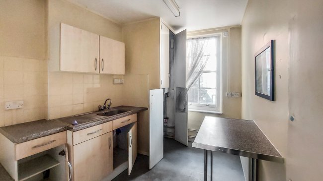 9 Stirling court, 29 Tavistock Street, Strand, London, WC2E 7NU
 5