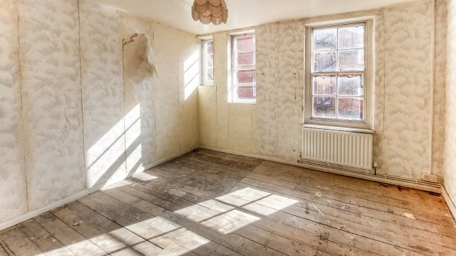 9 Stirling court, 29 Tavistock Street, Strand, London, WC2E 7NU
 5