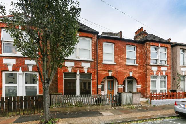 37 Khartoum Road, Tooting, London, SW17 0JA 1