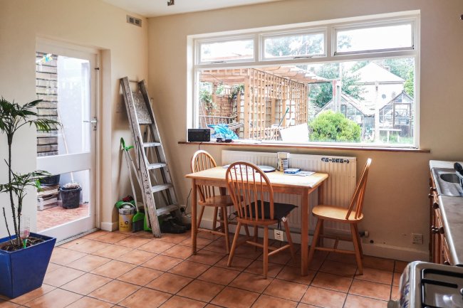 87 Fitzstephen Road, Dagenham, Essex RM8 2YJ 9