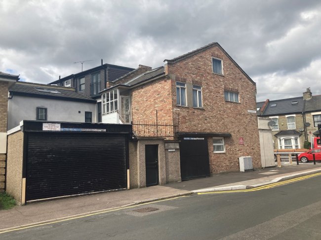 85 Queens Road, Walthamstow, London, E17 8QR 3