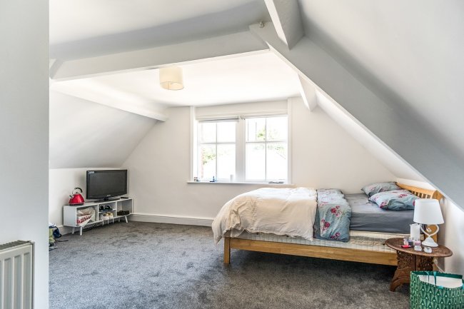 12 & 12a High Street, Stroud, Gloucestershire GL5 1AZ 1