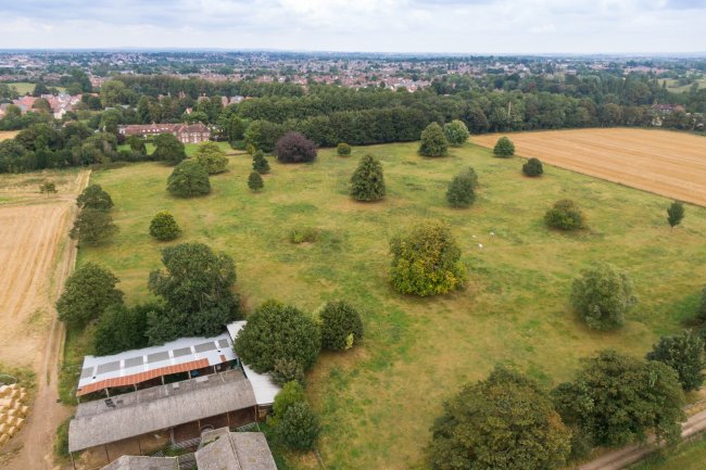 Stretton House, Stretton Court, off Watling Street, Hinckley, Leicestershire, LE10 3HZ 6