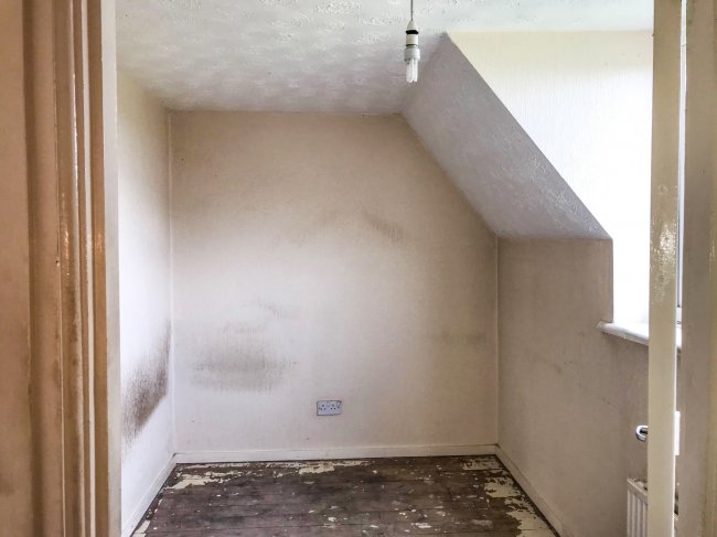 10 Levetts Lane, Bodiam, East Sussex, TN32 5UL
 7