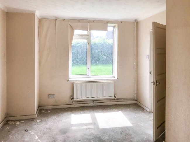 10 Levetts Lane, Bodiam, East Sussex, TN32 5UL
 7