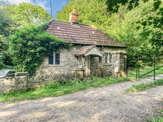 Lower Lodge, Ston Easton, Radstock, Somerset BA3 4DF 3