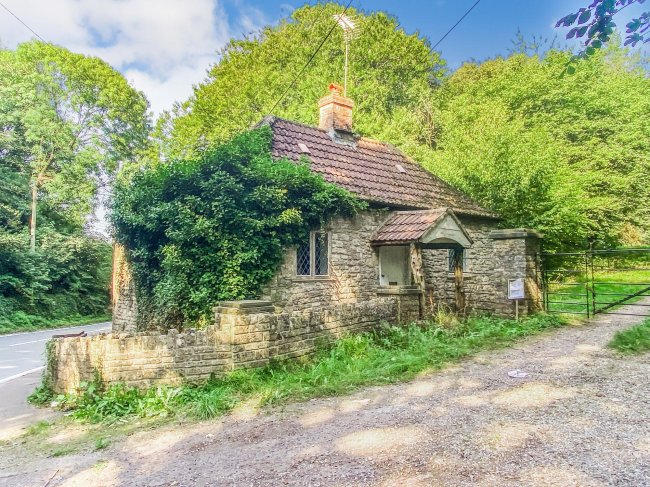 Lower Lodge, Ston Easton, Radstock, Somerset BA3 4DF 3