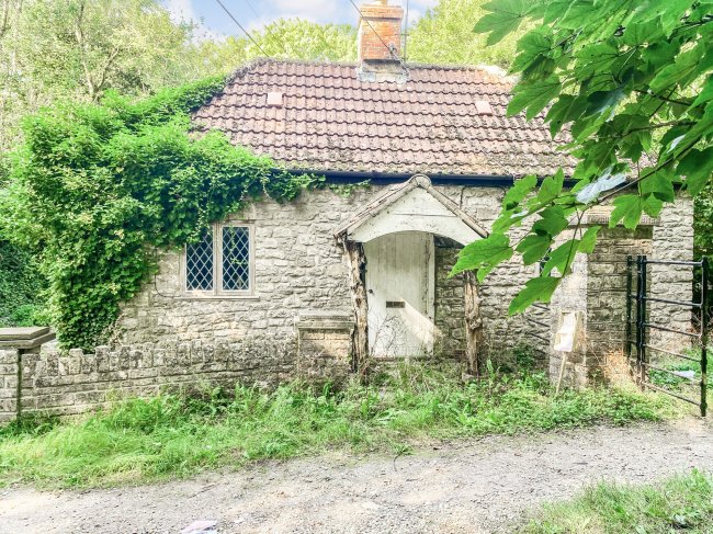 Lower Lodge, Ston Easton, Radstock, Somerset BA3 4DF 3