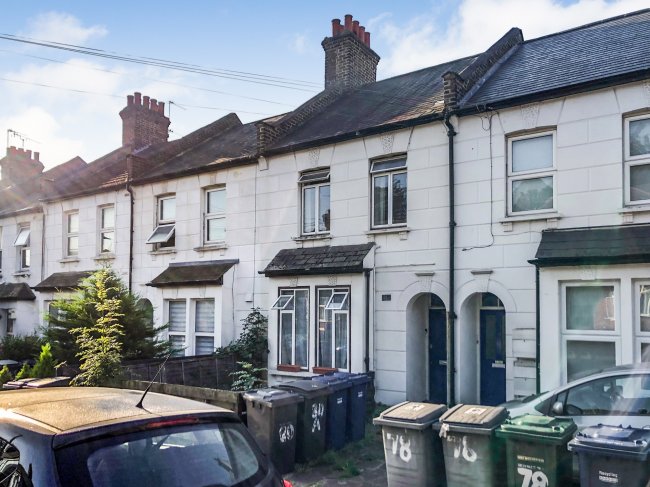 80A Victoria Road, Hendon, London NW4 2RT 1