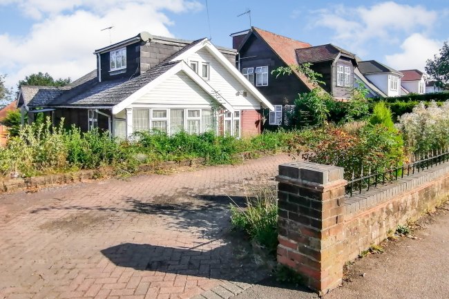 53 Elstree Road, Bushey Heath, Bushey, WD23 4GJ 2