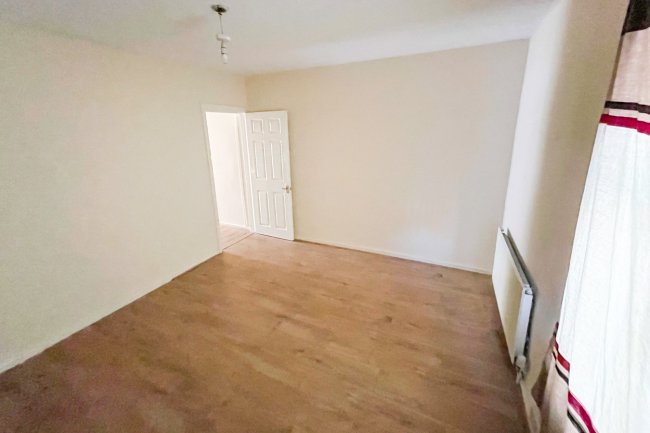 552 Vernon Road, Nottingham, NG6 0BA 9