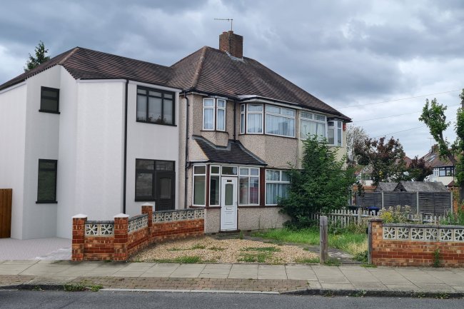 Land Adjacent 104 Park Road, Enfield EN3 6LW 8