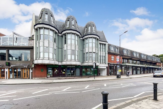 Stirling House, 21-25 Station Lane, Hornchurch, Essex RM12 6JL 7