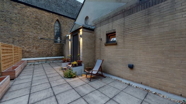 Flat 7, 133 Deptford High Street, London, SE8 4NS 8