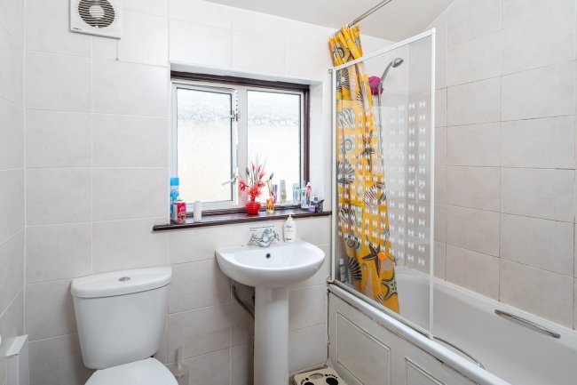 39 Selsdon Road, Upton Park, London E13 9BY 9