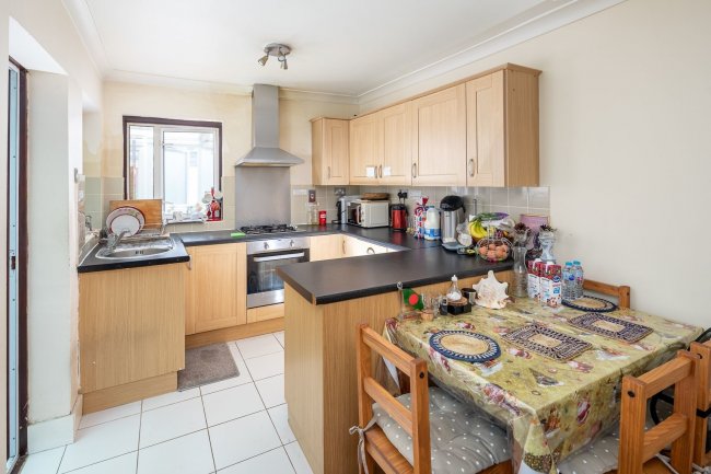 39 Selsdon Road, Upton Park, London E13 9BY 9