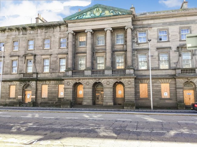 Custom House, Dock Street, Dundee DD1 3DU 4