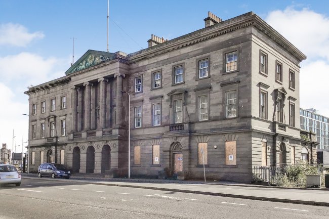 Custom House, Dock Street, Dundee DD1 3DU 4