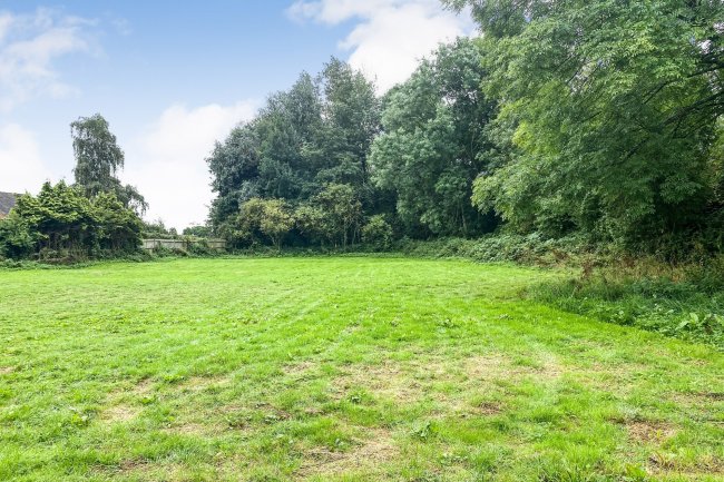 Land at Cup and Saucer, Claydon Road, Cropredy, Banbury OX17 1PW 4