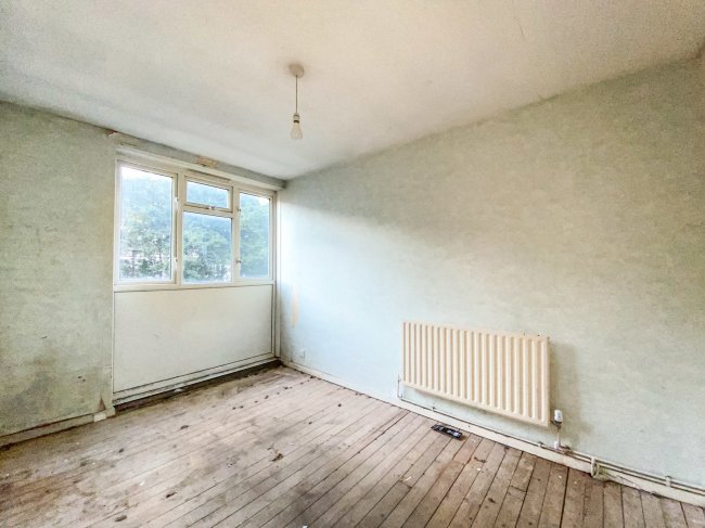 1 Corby Way, London E3 4BS 4