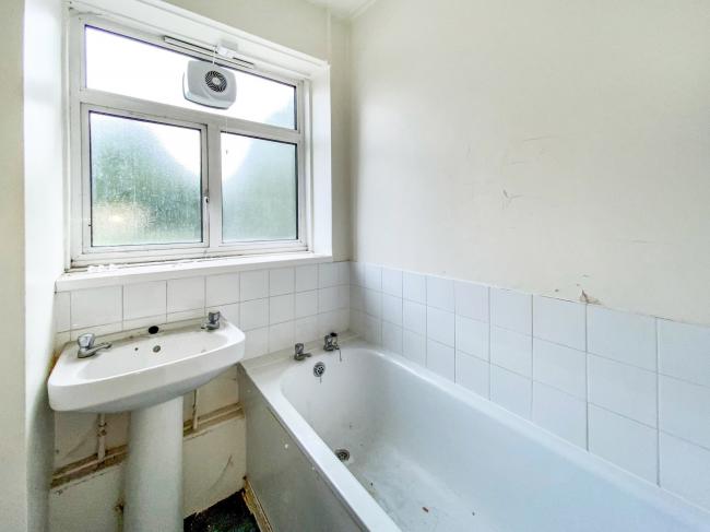 Flat 6 Colborne House, Upper North Street, London E14 6EU 9