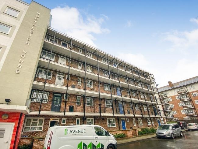 Flat 14 Northleigh House, Powis Road, London E3 3NL 2