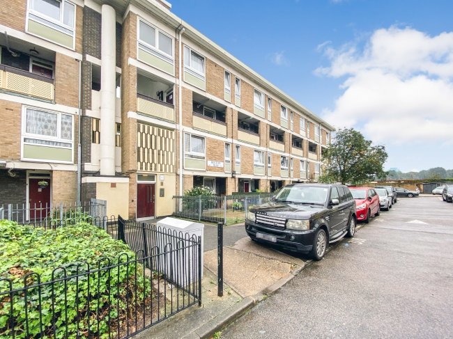 51 Belton Way, London E3 4BA 1