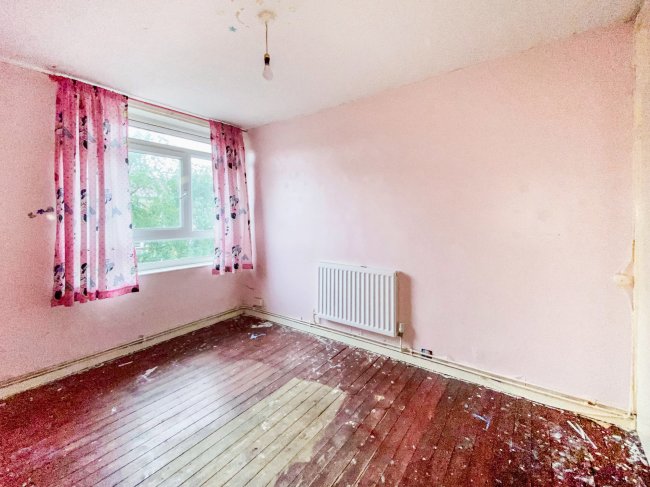 51 Belton Way, London E3 4BA 1