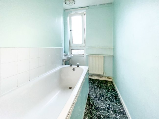 51 Belton Way, London E3 4BA 1