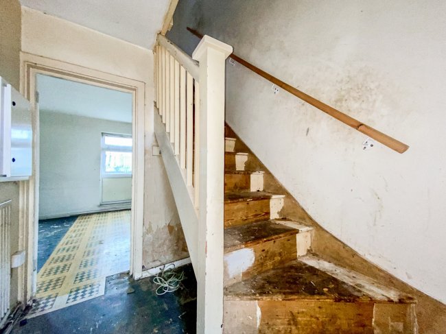 70 Gale Street, London E3 3RP 1