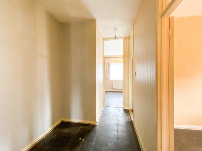 74 Kerbey Street, London E14 6AW 5