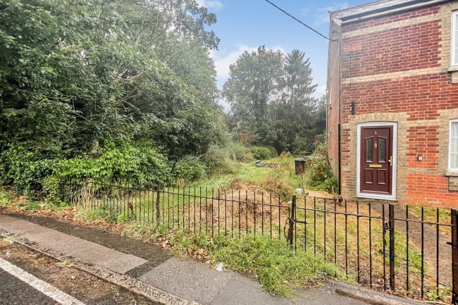 Land adjacent to 1 Riverside Place, Chelmsford Road, Writtle, Chelmsford, Essex, CM1 3EU 10