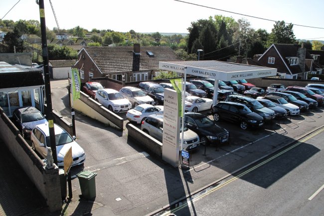 108 Roman Road, Basingstoke, Hampshire, RG23 8HE 10