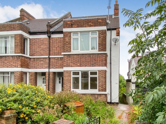 121 Broxholm Road, West Norwood, London, SE27 0BJ 8