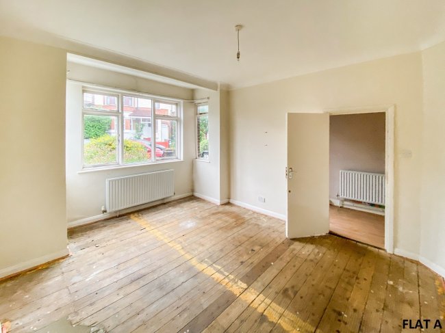 121 Broxholm Road, West Norwood, London, SE27 0BJ 8