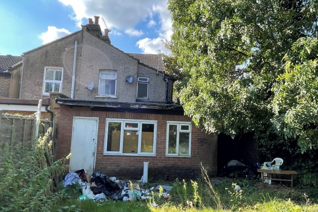 23 Jersey Road, Hounslow, Middlesex, TW3 4BQ 9
