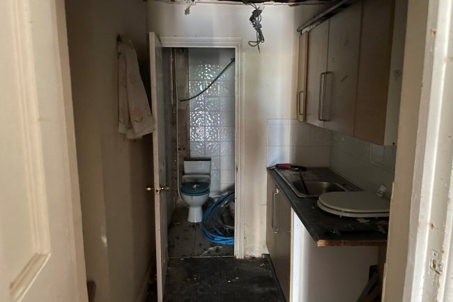 23 Jersey Road, Hounslow, Middlesex, TW3 4BQ 9