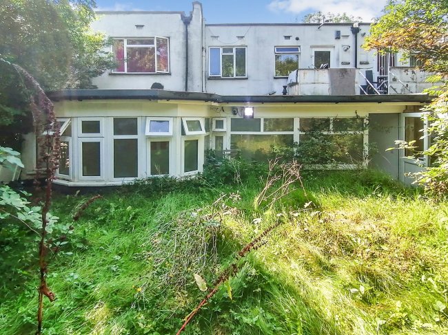 37 Lawns Court, Wembley, Middlesex HA9 9PN
 8