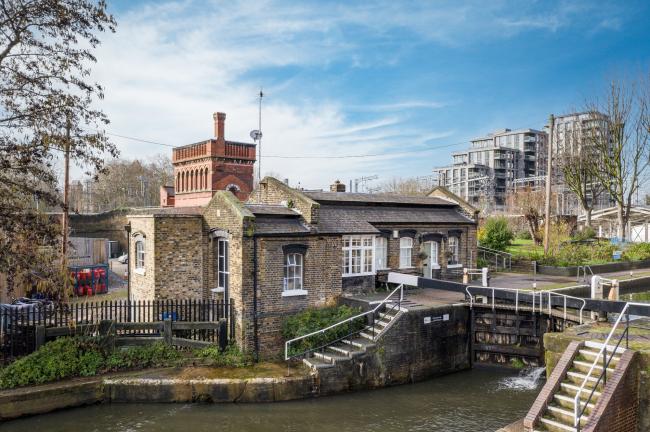 St Pancras Lock House, Camley Street, Kings Cross, London N1C 4PN 6