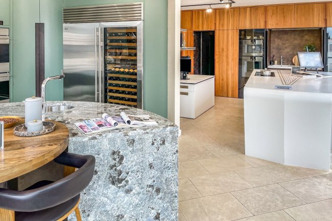 63 Packhorse Road, Gerrards Cross, Buckinghamshire SL9 8PG
 7