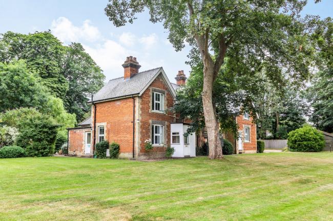 Convent of St Louis, Fordham Road, Newmarket, CB8 7AA 1