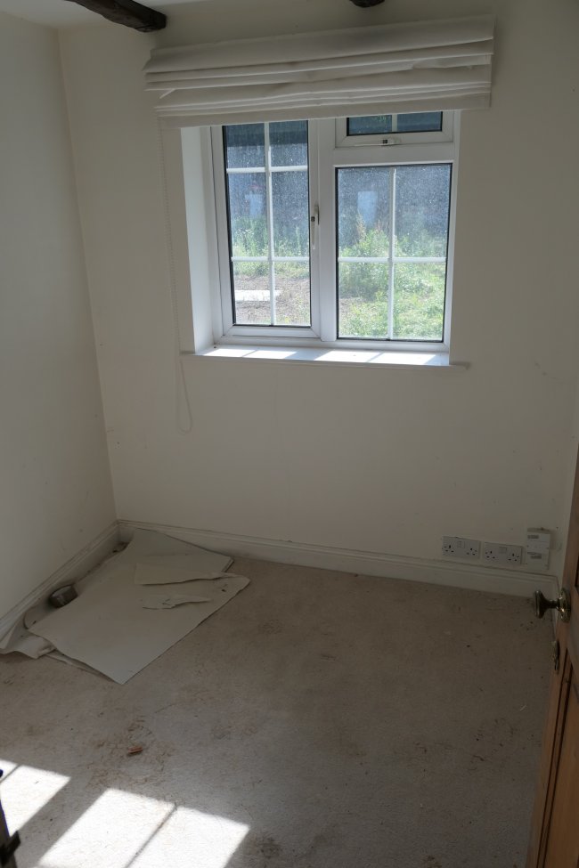 Dove Cottage, The Splash, Warfield, Nr Bracknell, Berkshire, RG42 4SS 10