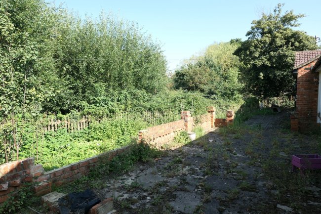 Dove Cottage, The Splash, Warfield, Nr Bracknell, Berkshire, RG42 4SS 10